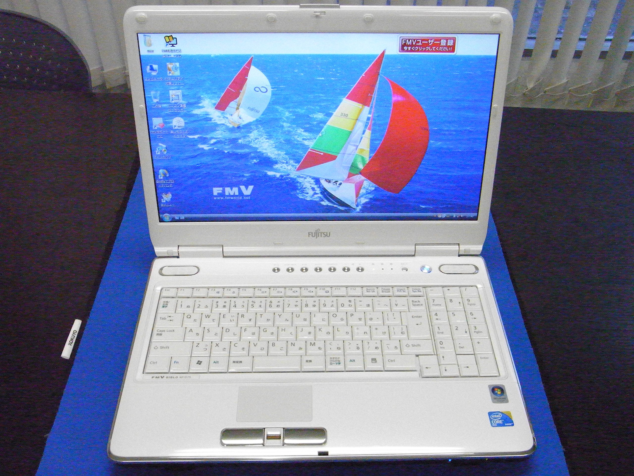 富士通 FMV-BIBLO NF/D75 Core2Duo P8700 2.53GHz 4GB /HDD 500GB